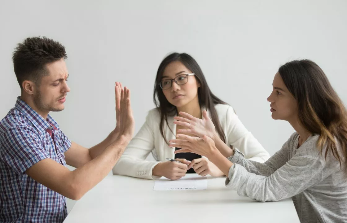 Is Family Mediation Cheaper Than Going to Court Wokingham?